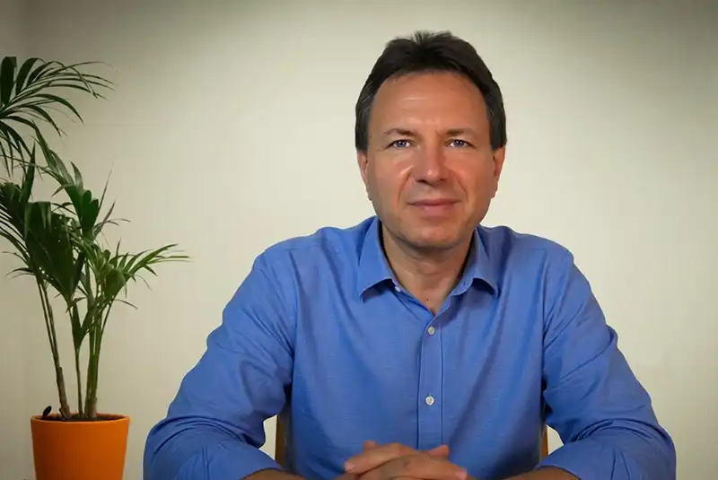 Prendre rendez-vous avec Marco Caldi pour une consultation thérapeutique
